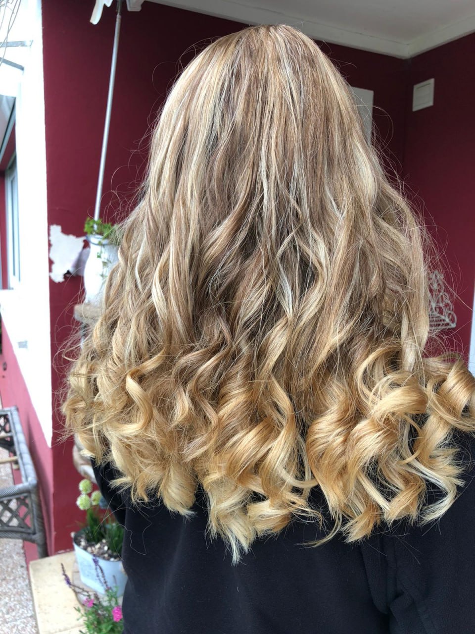 Lange blonde Locken